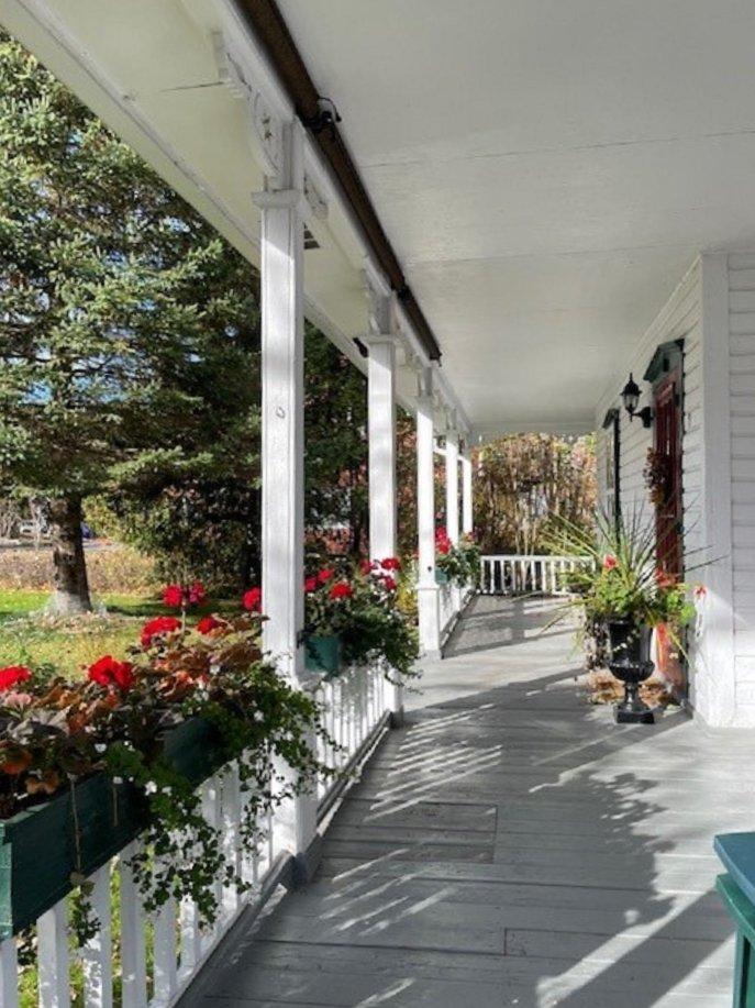 









9


Ch. Donaldson

,
Gatineau (Buckingham),




QC
J8L1Y6

