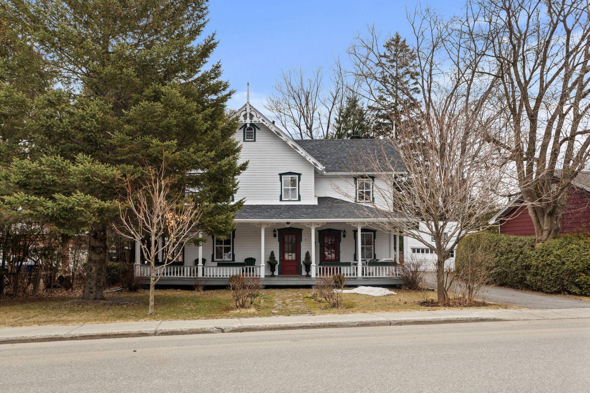 









9


Ch. Donaldson

,
Gatineau (Buckingham),




QC
J8L1Y6

