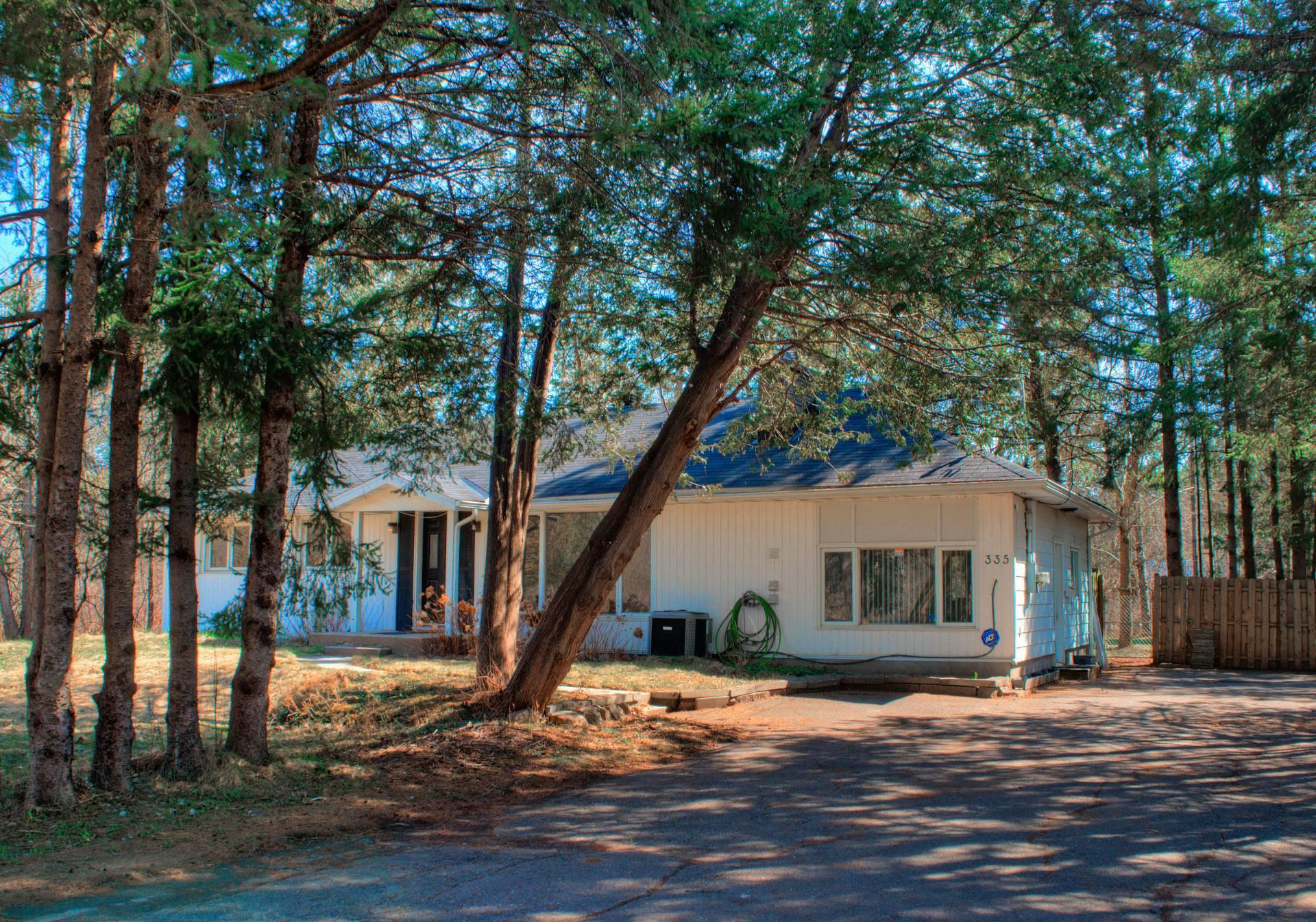 









335


Ch. Vanier

,
Gatineau (Aylmer),




QC
J9J1E8

