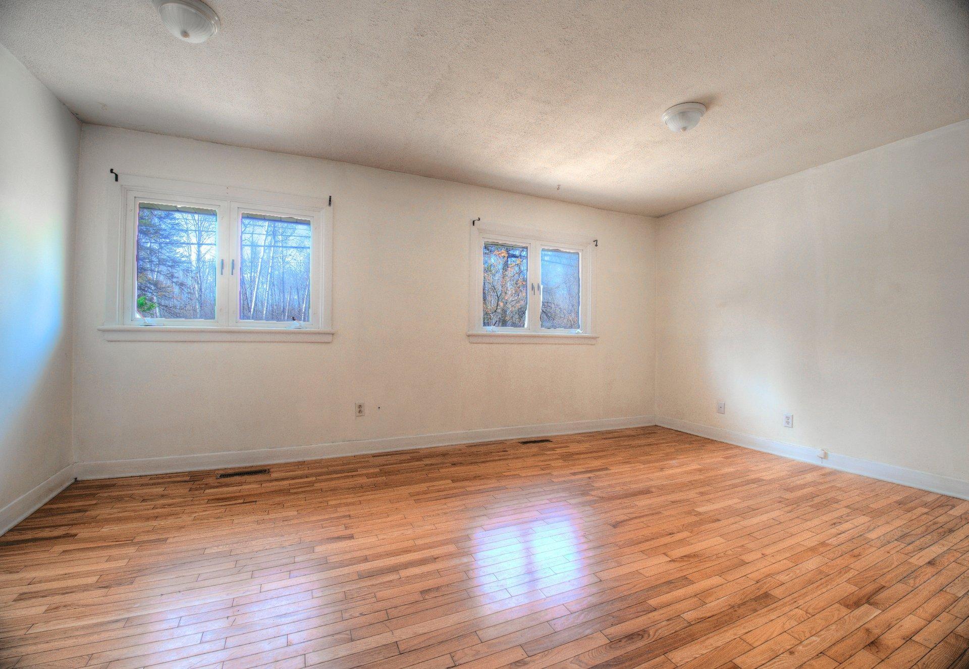









335


Ch. Vanier

,
Gatineau (Aylmer),




QC
J9J1E8

