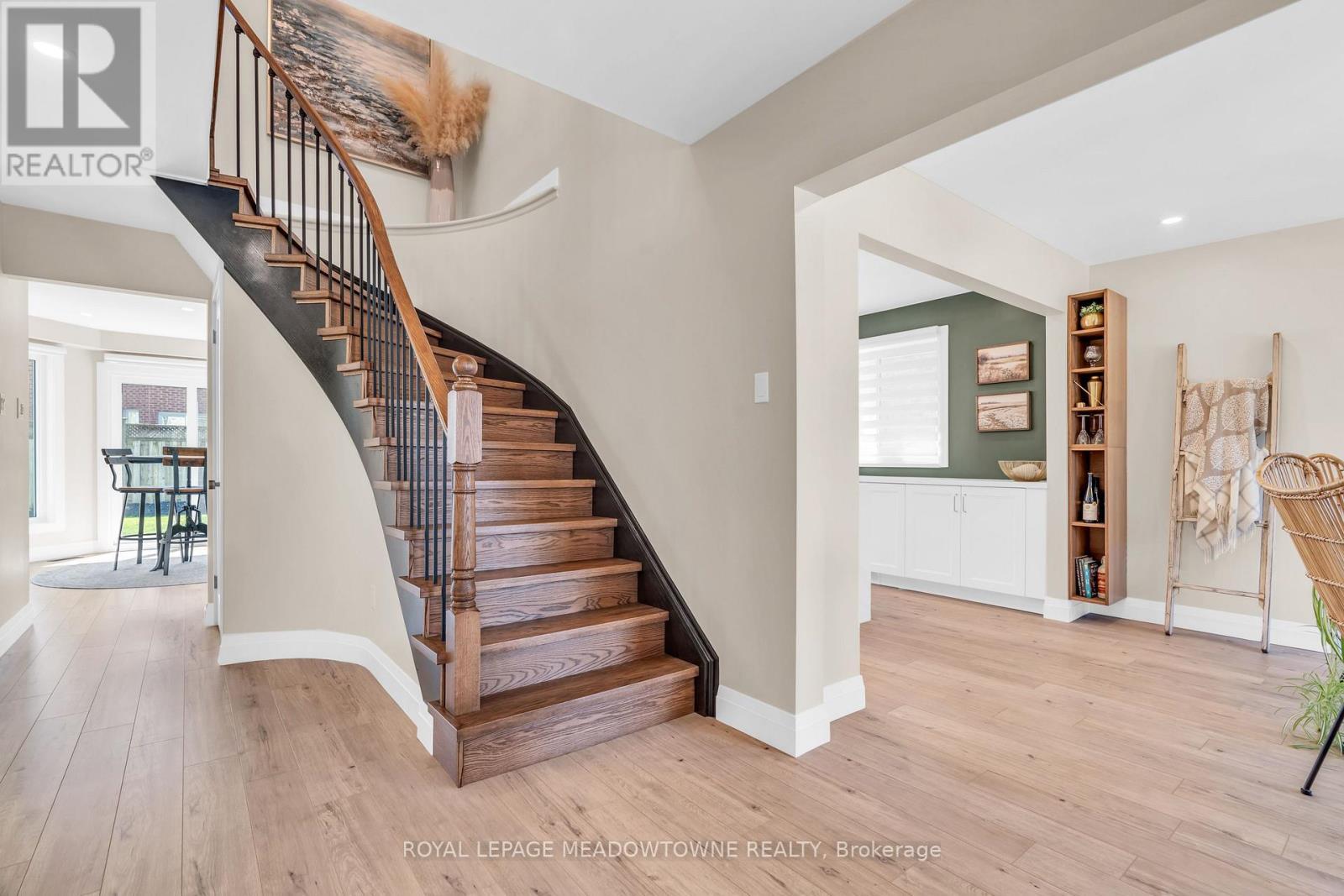 












55 FORESTVIEW DRIVE

,
Cambridge,




Ontario
N1T1V1

