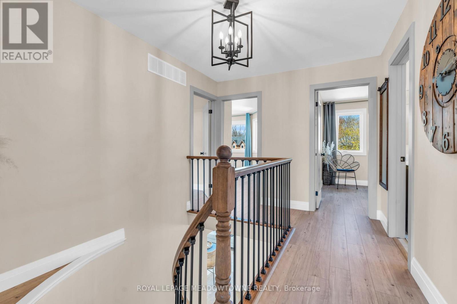 












55 FORESTVIEW DRIVE

,
Cambridge,




Ontario
N1T1V1

