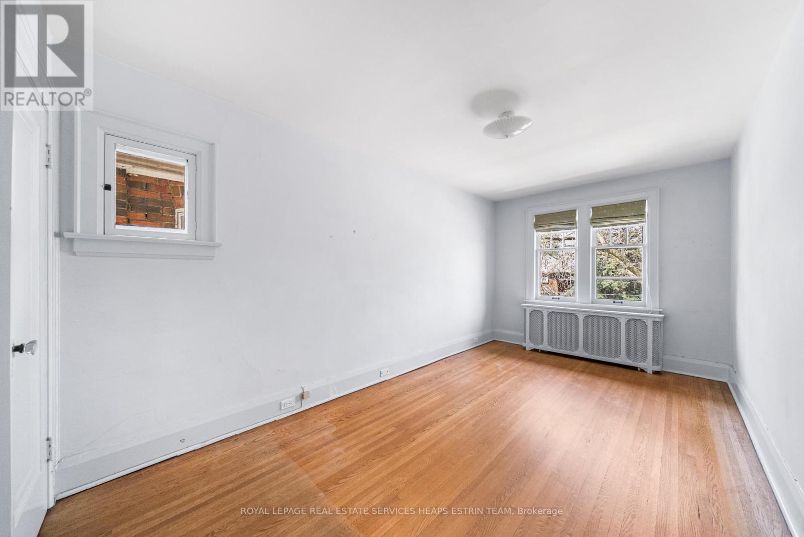 












483 ST CLEMENTS AVENUE

,
Toronto,




Ontario
M5N1M3

