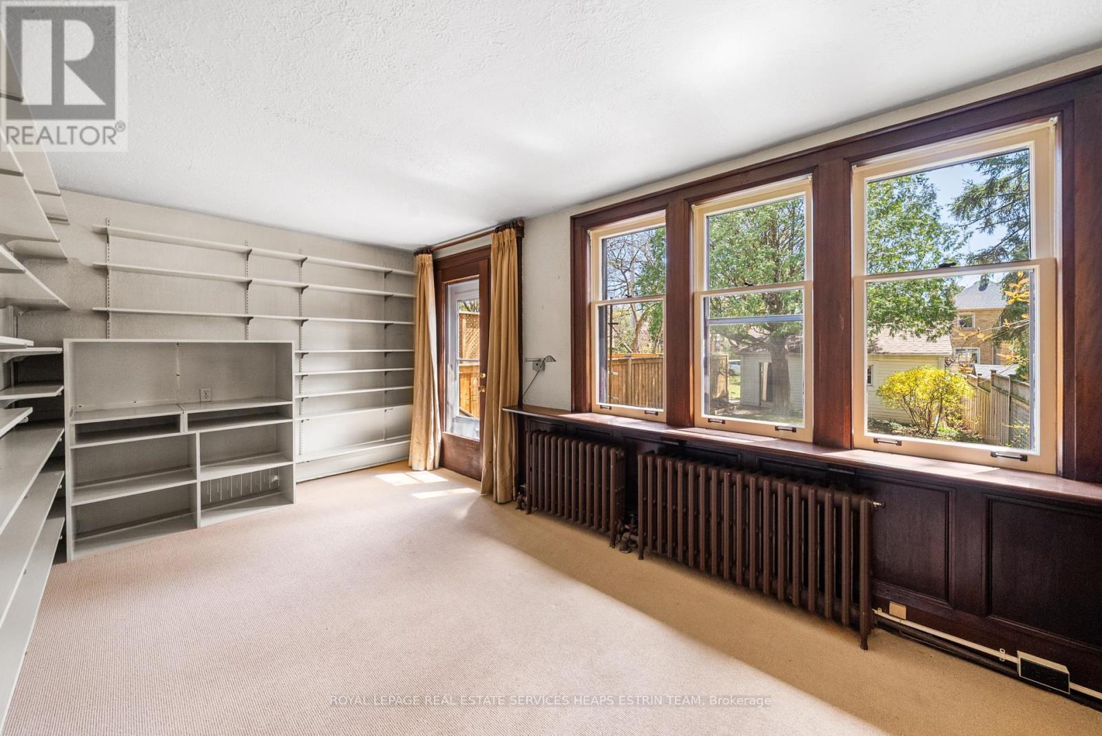 












483 ST CLEMENTS AVENUE

,
Toronto,




Ontario
M5N1M3

