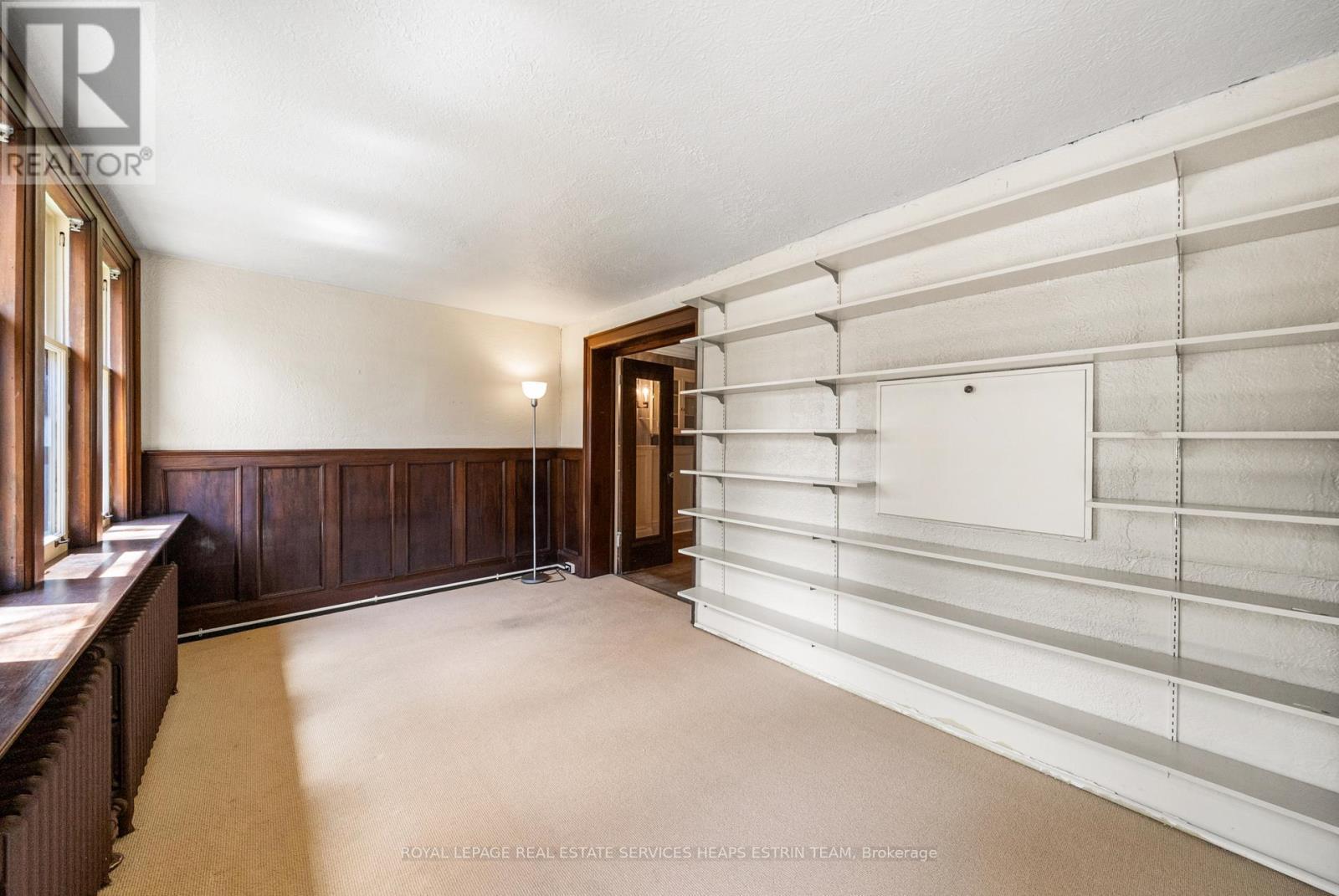 












483 ST CLEMENTS AVENUE

,
Toronto,




Ontario
M5N1M3

