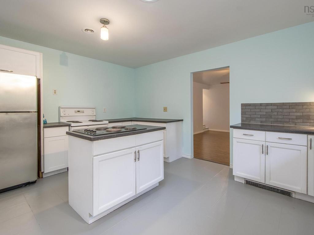 












2208 329 Highway

,
Birchy Head,




NS
B0J 1T0

