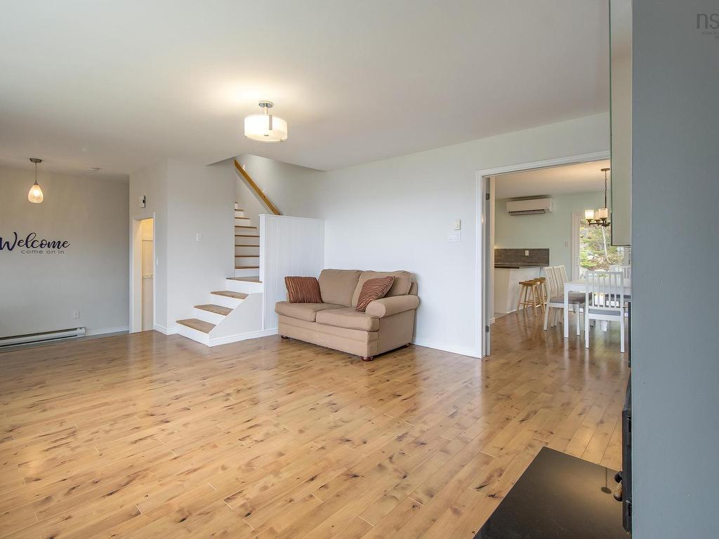 












2208 329 Highway

,
Birchy Head,




NS
B0J 1T0

