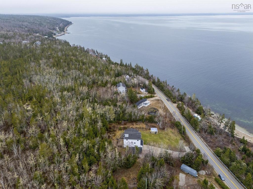 












2208 329 Highway

,
Birchy Head,




NS
B0J 1T0

