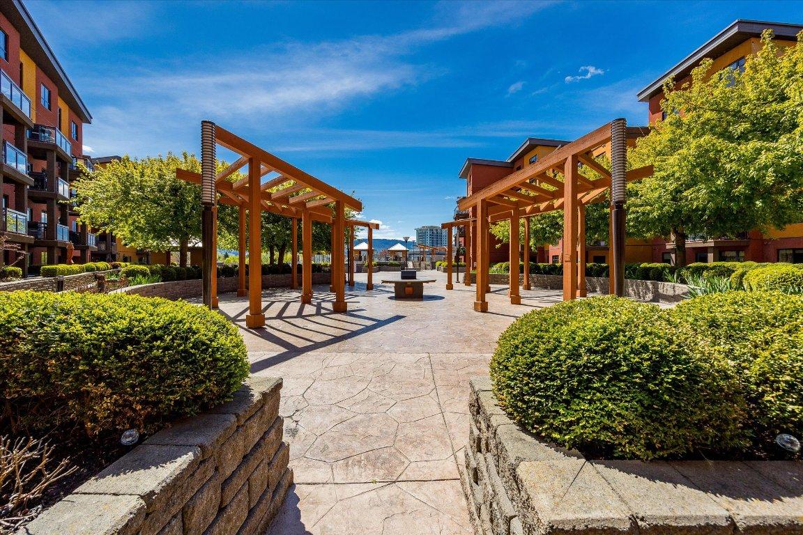 









654


Cook

Road, 325,
Kelowna,




BC
V1W 3G7

