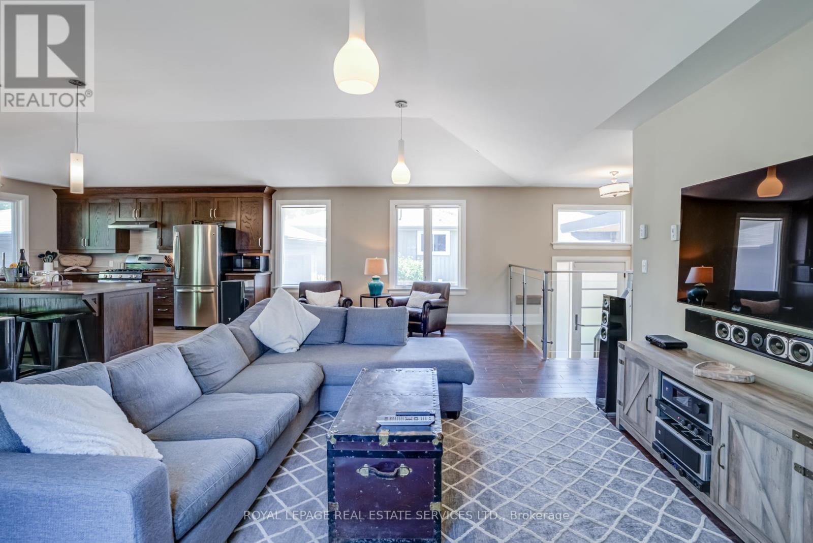 












194 SYLVAN AVENUE

,
Toronto,




Ontario
M1E1A3

