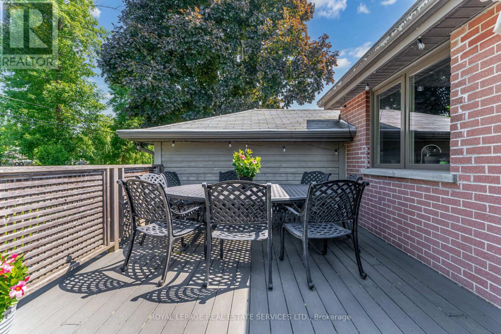 












194 SYLVAN AVENUE

,
Toronto,




Ontario
M1E1A3

