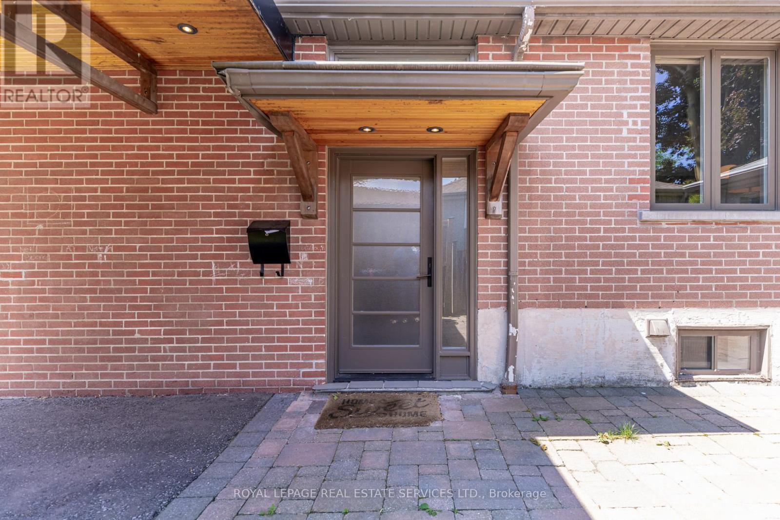












194 SYLVAN AVENUE

,
Toronto,




Ontario
M1E1A3

