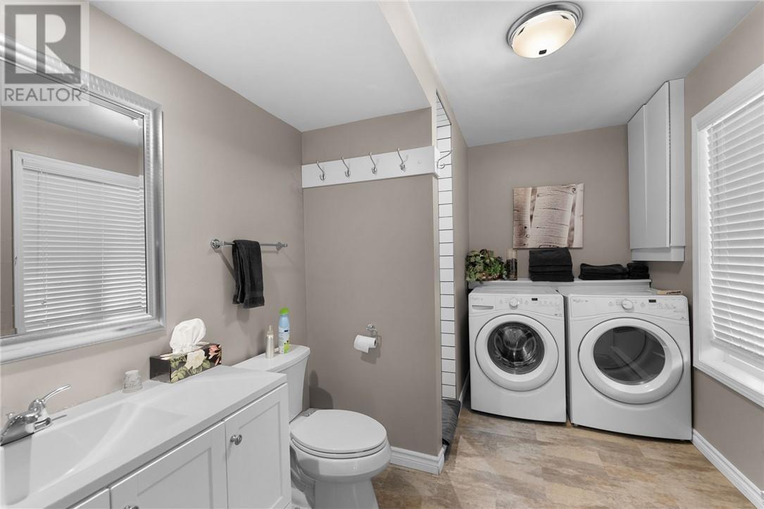












176 Kring Road

,
Spanish,




Ontario
P0P2E0

