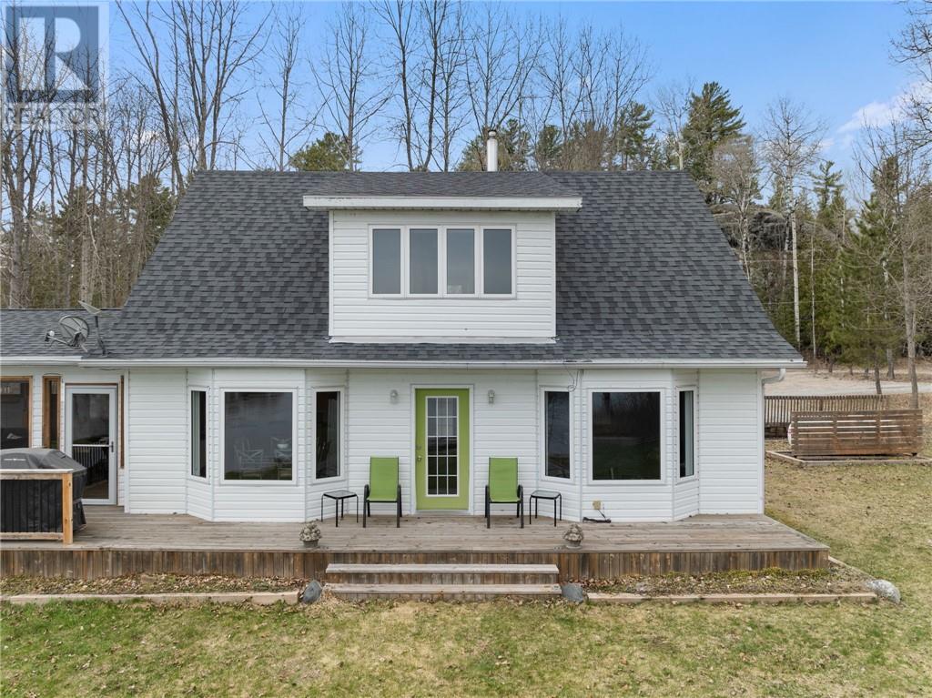 












176 Kring Road

,
Spanish,




Ontario
P0P2E0

