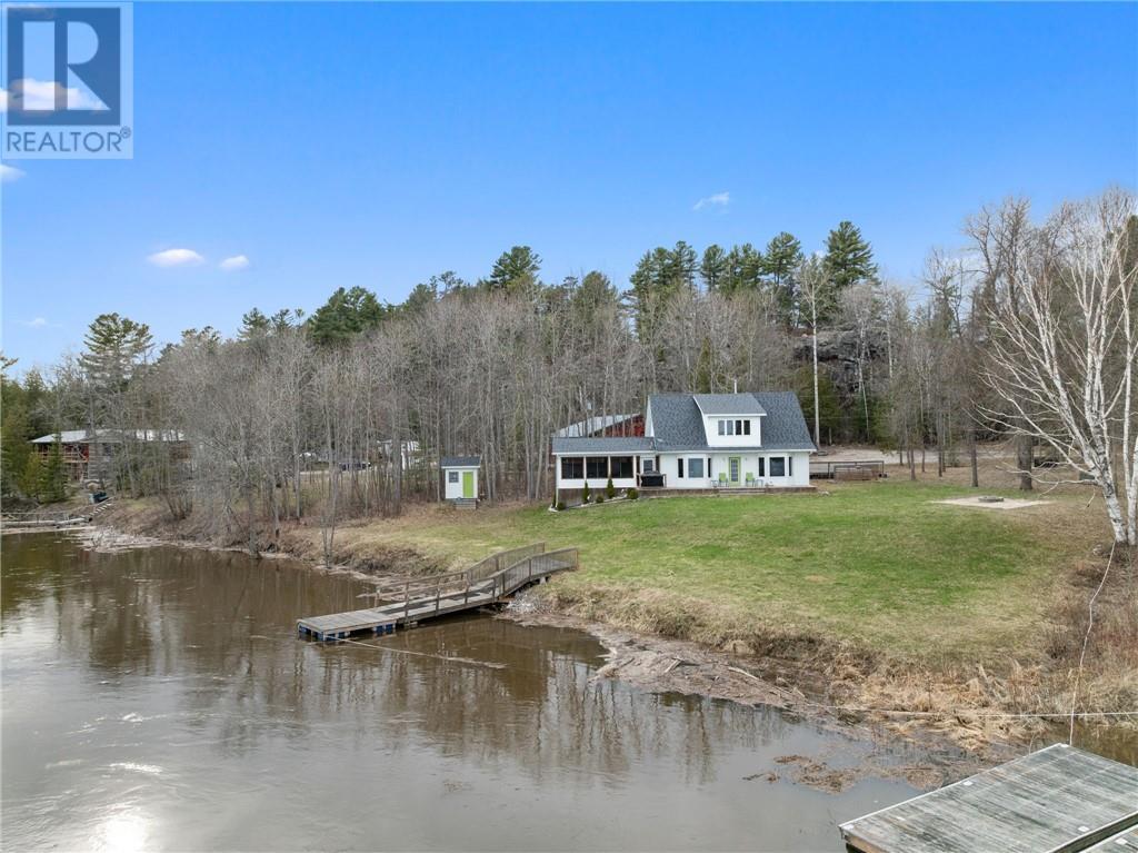 












176 Kring Road

,
Spanish,




Ontario
P0P2E0

