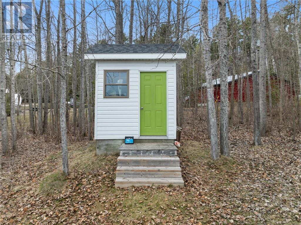 












176 Kring Road

,
Spanish,




Ontario
P0P2E0


