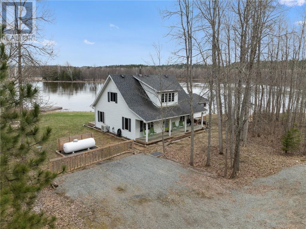 












176 Kring Road

,
Spanish,




Ontario
P0P2E0

