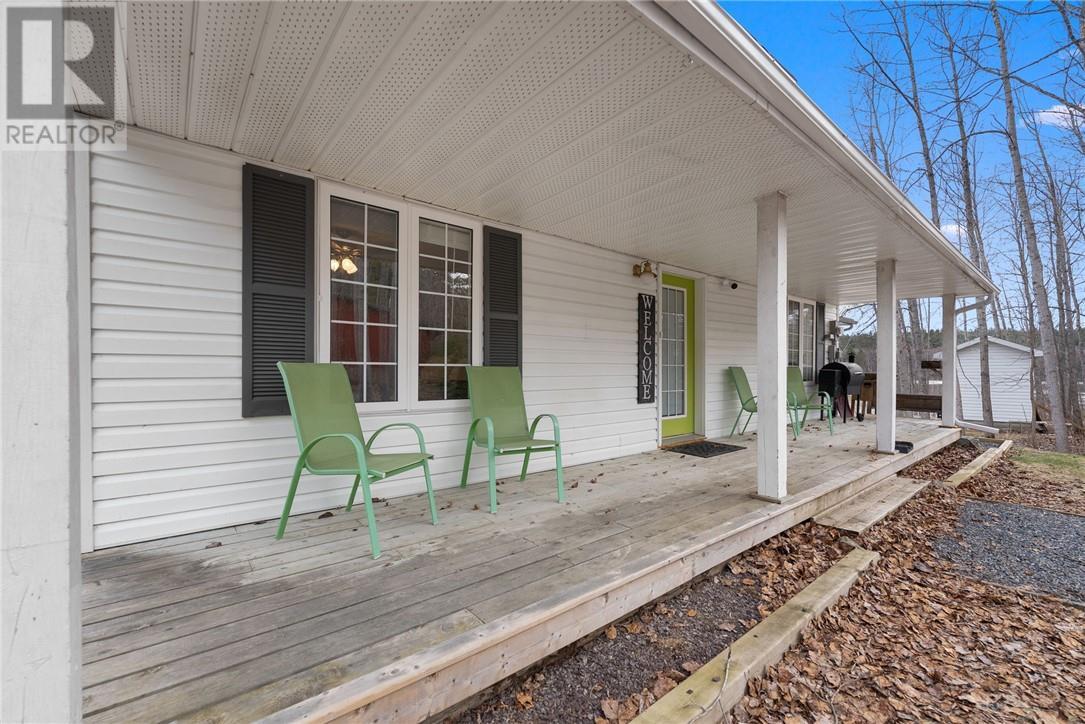 












176 Kring Road

,
Spanish,




Ontario
P0P2E0

