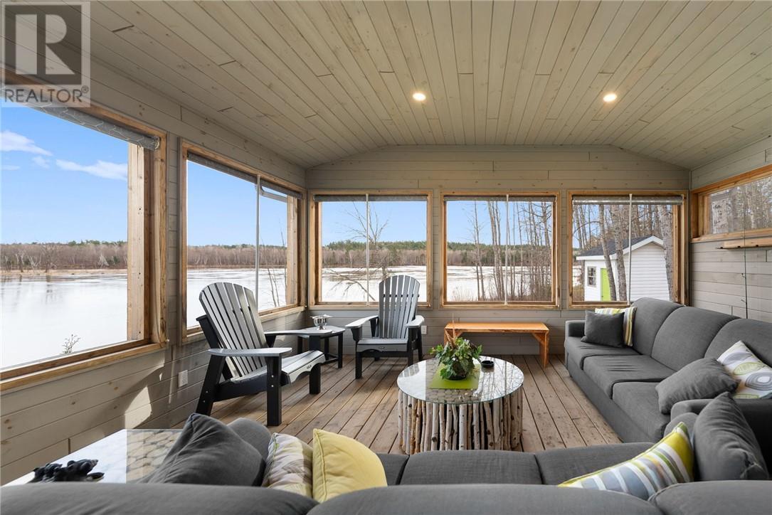 












176 Kring Road

,
Spanish,




Ontario
P0P2E0

