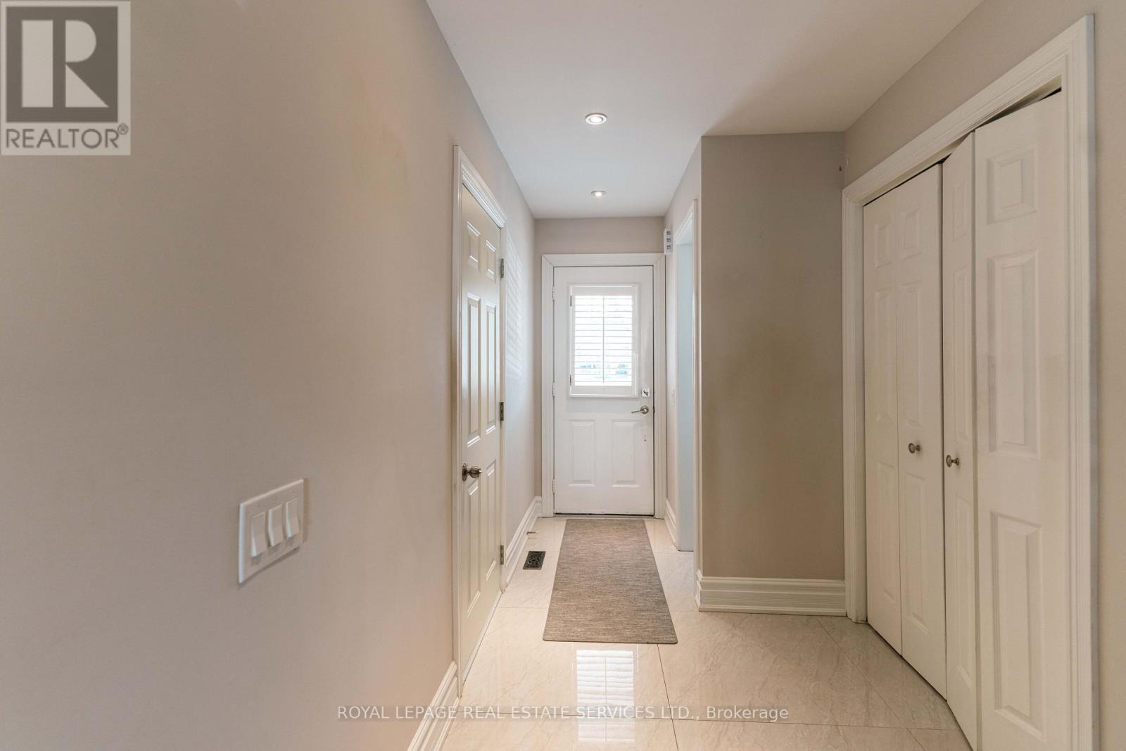 












5129 BOARDWALK DRIVE

,
Mississauga,




Ontario
L5R3X7

