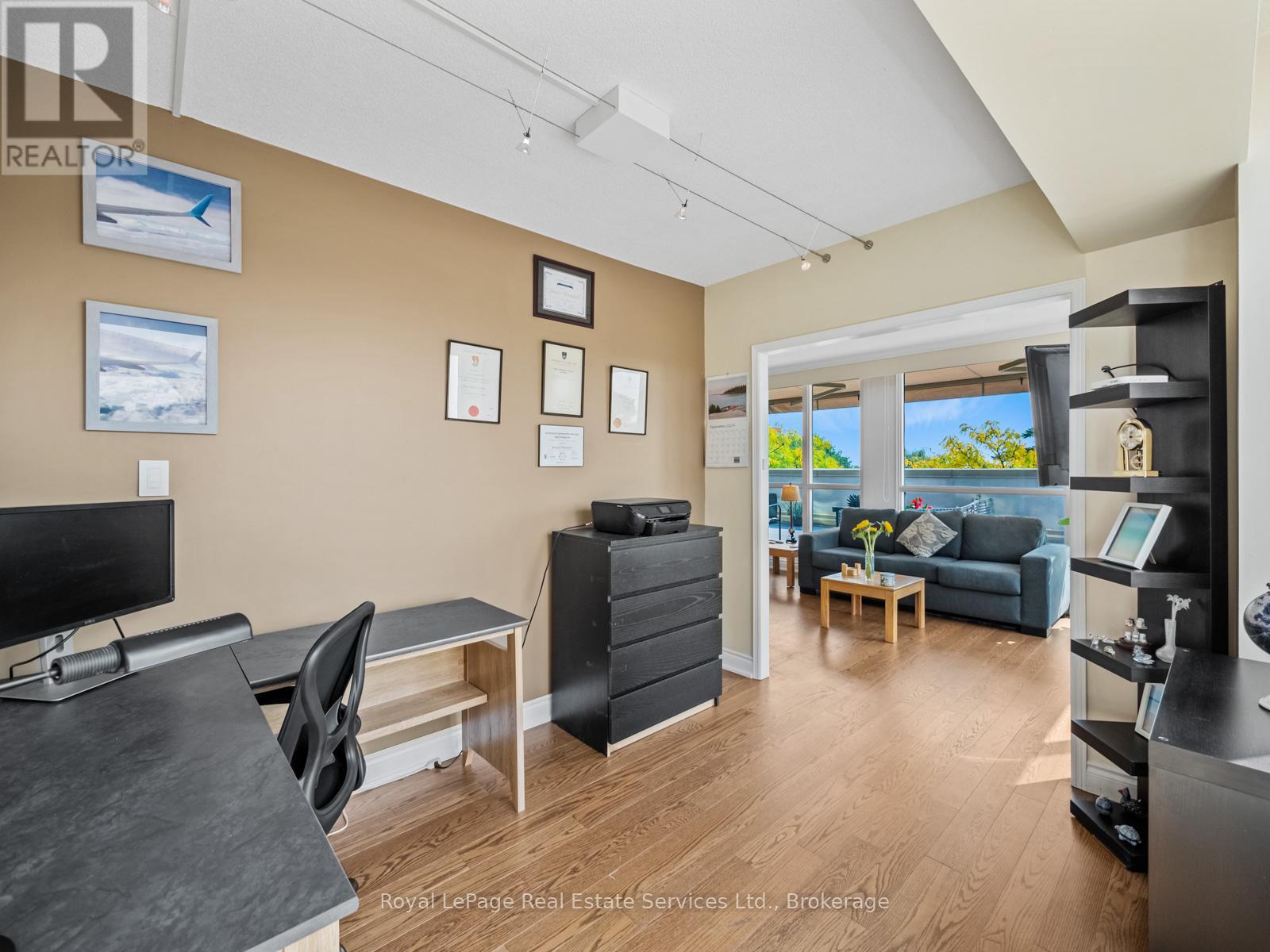 












310 - 415 LOCUST STREET

,
Burlington (Brant),




Ontario
L7S2J2

