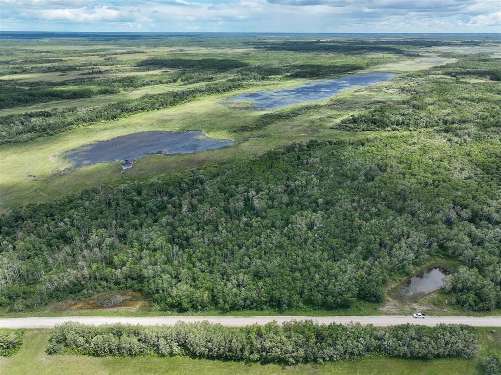 












0 Moggey's Road

,
Eriksdale,







Manitoba
R0C2G0

