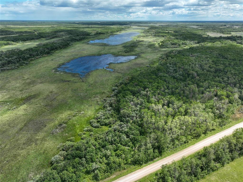 












0 Moggey's Road

,
Eriksdale,







Manitoba
R0C2G0

