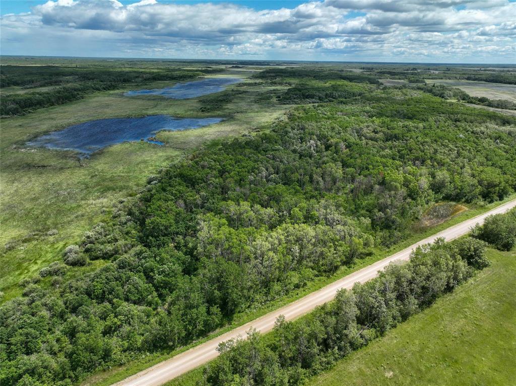 












0 Moggey's Road

,
Eriksdale,







Manitoba
R0C2G0

