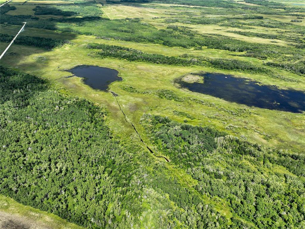 












0 Moggey's Road

,
Eriksdale,







Manitoba
R0C2G0

