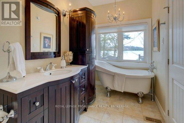 












2000 BREWER ROAD

,
Frontenac (Frontenac Centre),




Ontario
K0H2P0


