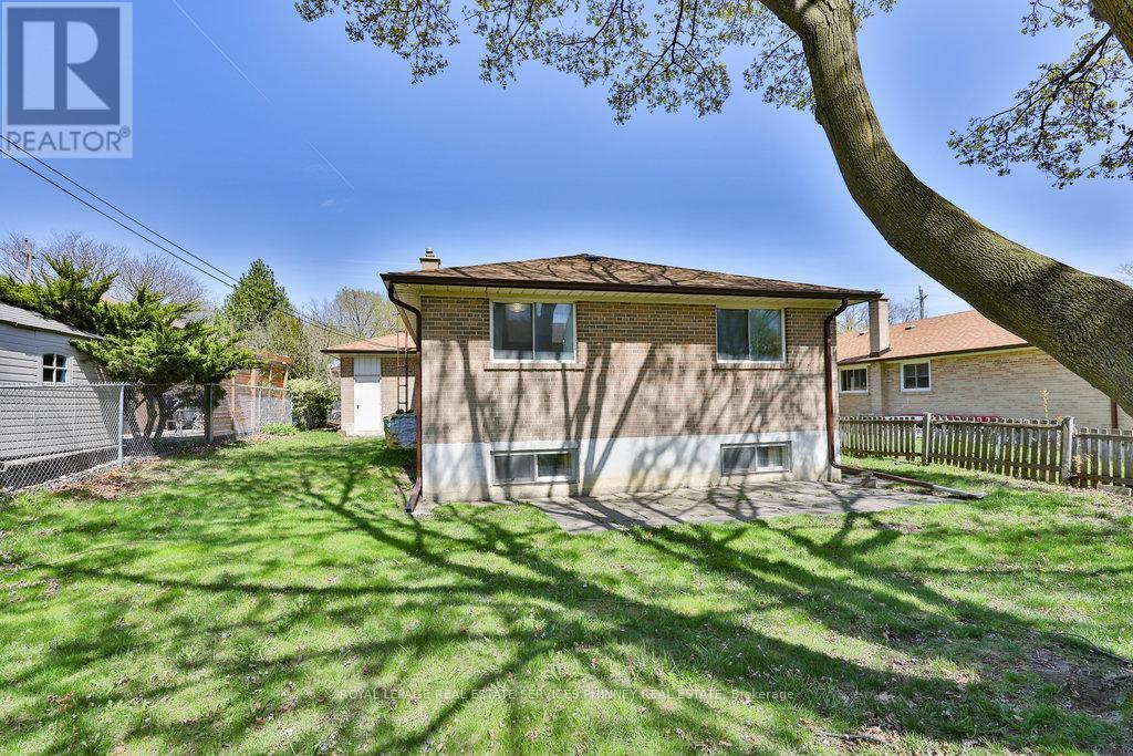 












1608 ROBILLARD ROAD

,
Mississauga,




Ontario
L5J3K7

