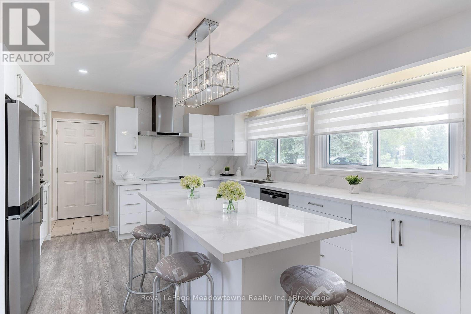 












11511 WINSTON CHURCHILL BOULEVARD

,
Brampton (Northwest Brampton),




Ontario
L7A0A3

