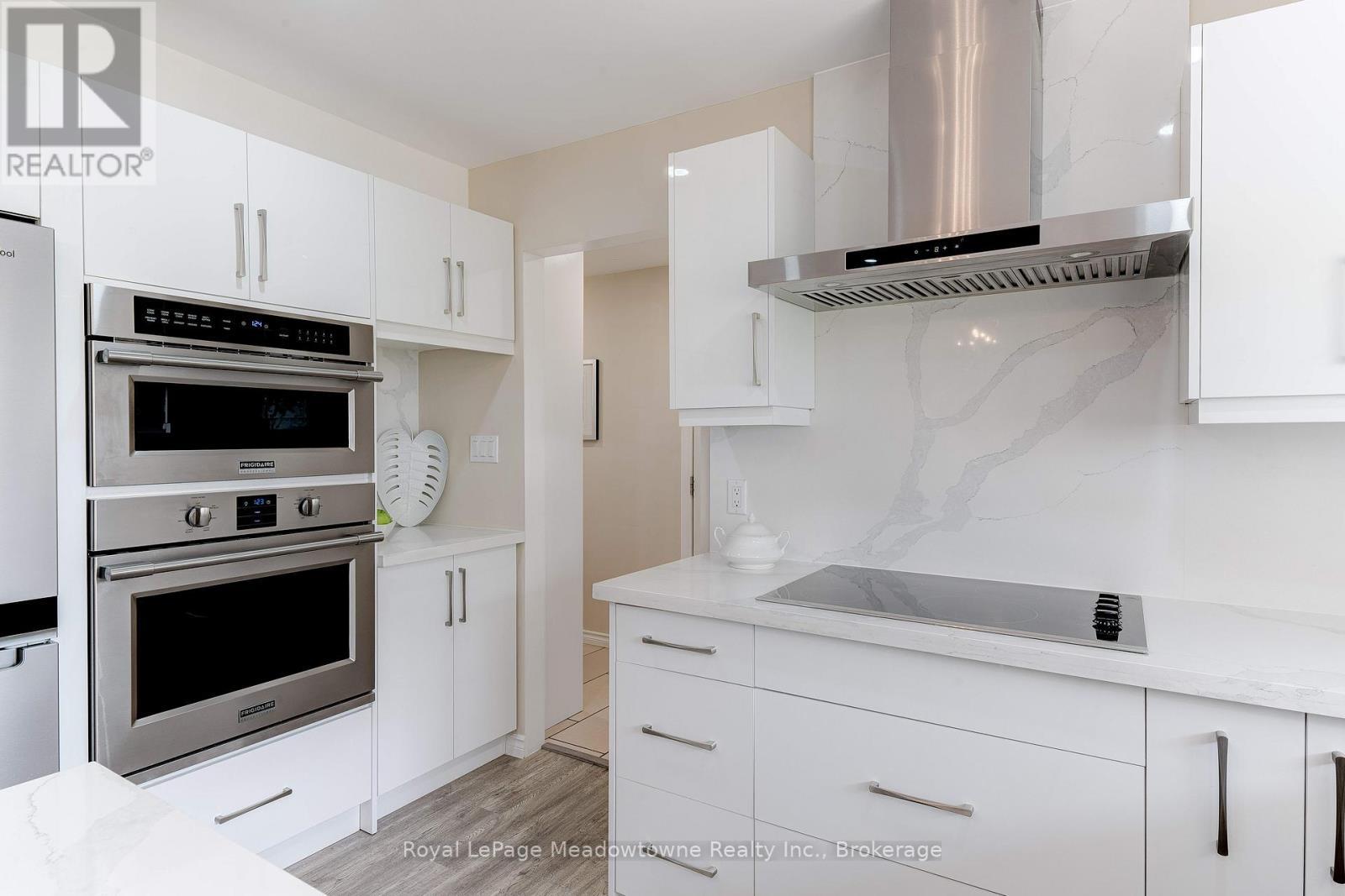 












11511 WINSTON CHURCHILL BOULEVARD

,
Brampton (Northwest Brampton),




Ontario
L7A0A3

