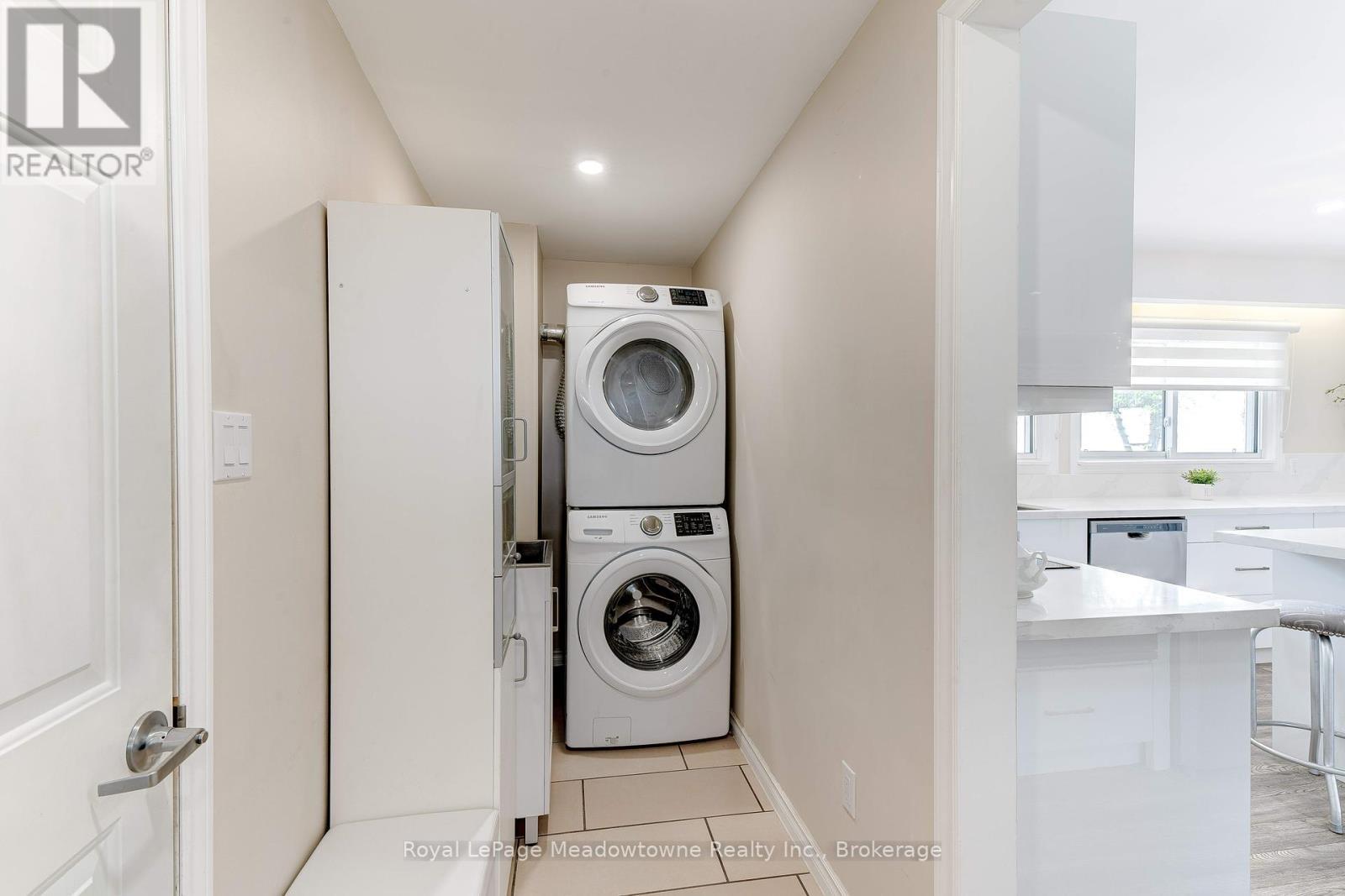 












11511 WINSTON CHURCHILL BOULEVARD

,
Brampton (Northwest Brampton),




Ontario
L7A0A3

