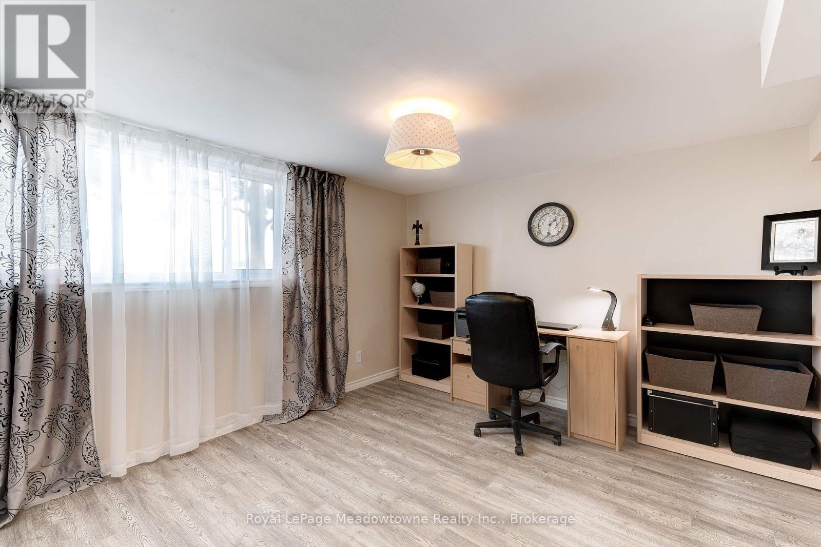 












11511 WINSTON CHURCHILL BOULEVARD

,
Brampton (Northwest Brampton),




Ontario
L7A0A3

