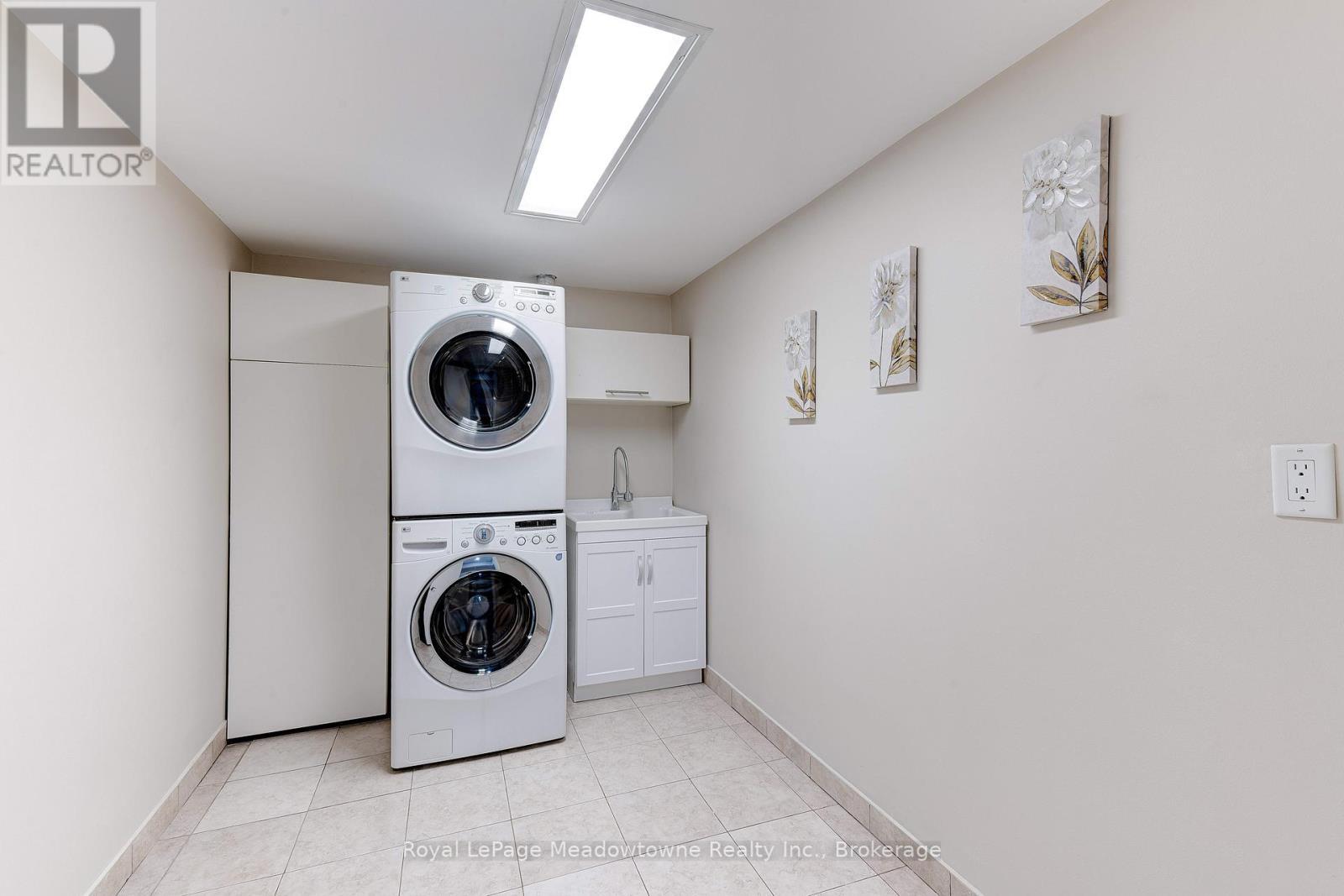 












11511 WINSTON CHURCHILL BOULEVARD

,
Brampton (Northwest Brampton),




Ontario
L7A0A3

