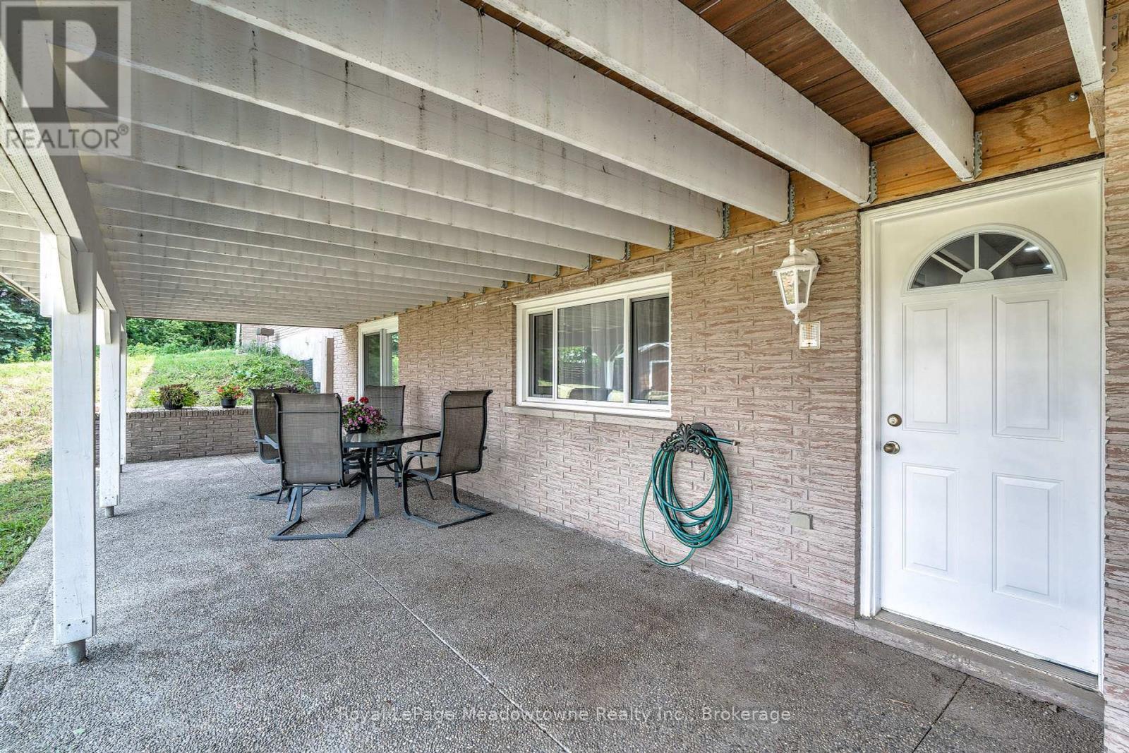 












11511 WINSTON CHURCHILL BOULEVARD

,
Brampton (Northwest Brampton),




Ontario
L7A0A3

