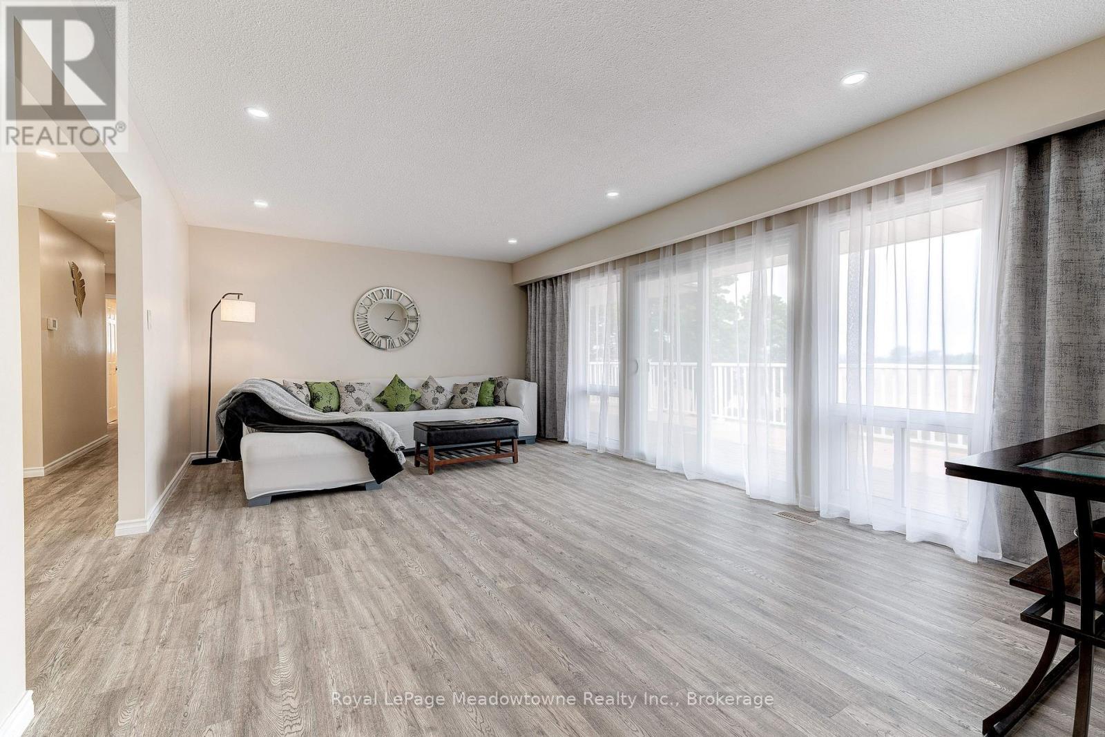












11511 WINSTON CHURCHILL BOULEVARD

,
Brampton (Northwest Brampton),




Ontario
L7A0A3

