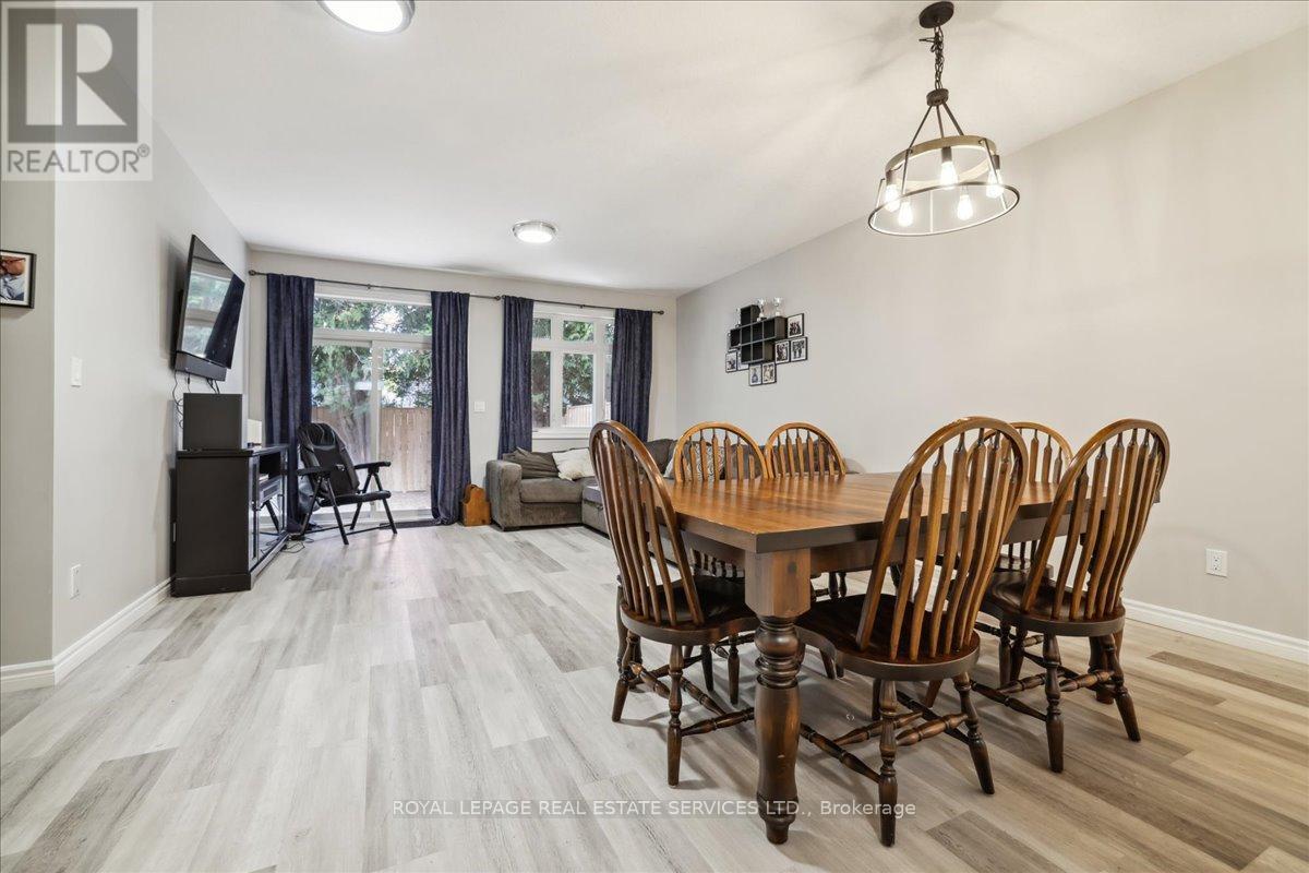 












6 - 44 MAIN STREET

,
East Zorra-Tavistock,




Ontario
N0J1M0

