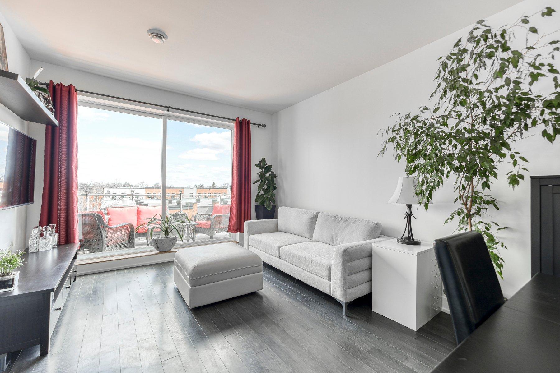 









2310


Rue Marcelle-Ferron

, 404,
Montréal (Mercier/Hochelaga-Maisonneuve),




QC
H1L0A7

