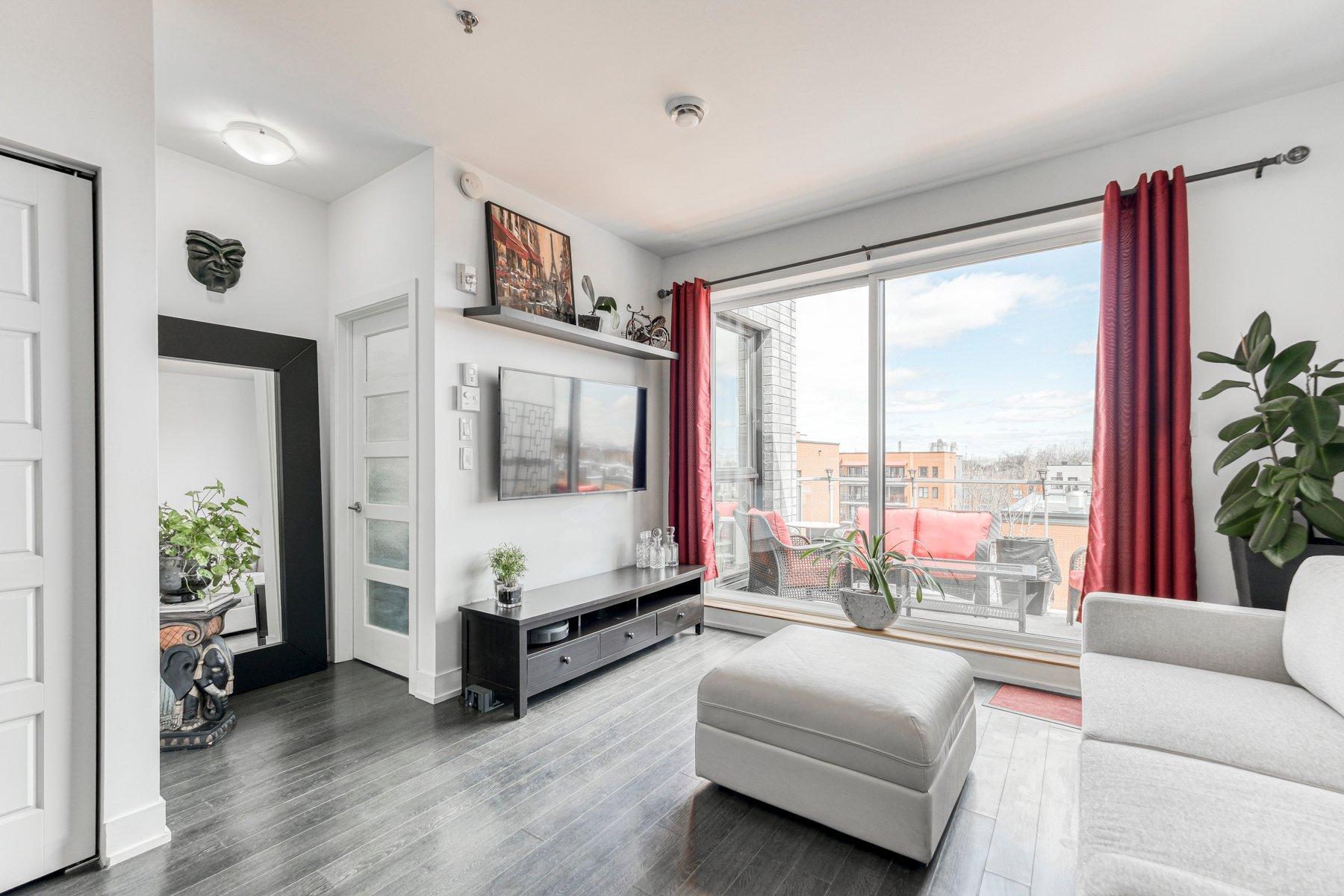 









2310


Rue Marcelle-Ferron

, 404,
Montréal (Mercier/Hochelaga-Maisonneuve),




QC
H1L0A7

