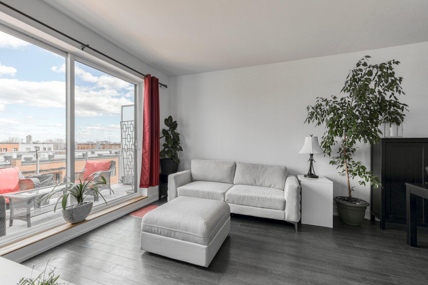 









2310


Rue Marcelle-Ferron

, 404,
Montréal (Mercier/Hochelaga-Maisonneuve),




QC
H1L0A7


