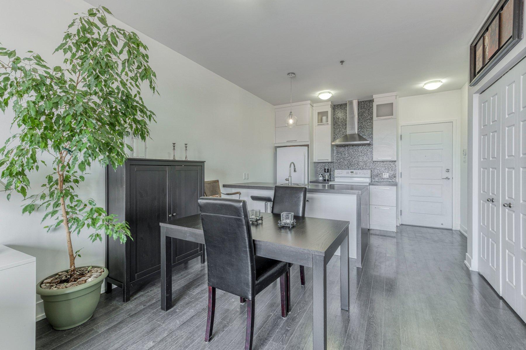 









2310


Rue Marcelle-Ferron

, 404,
Montréal (Mercier/Hochelaga-Maisonneuve),




QC
H1L0A7

