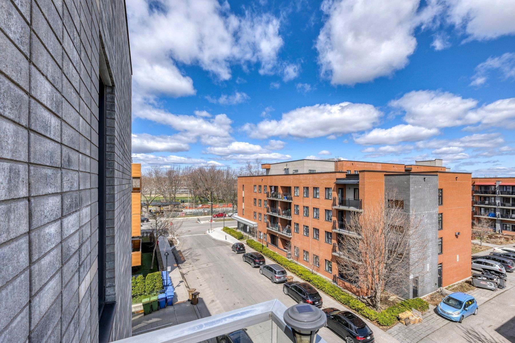 









2310


Rue Marcelle-Ferron

, 404,
Montréal (Mercier/Hochelaga-Maisonneuve),




QC
H1L0A7

