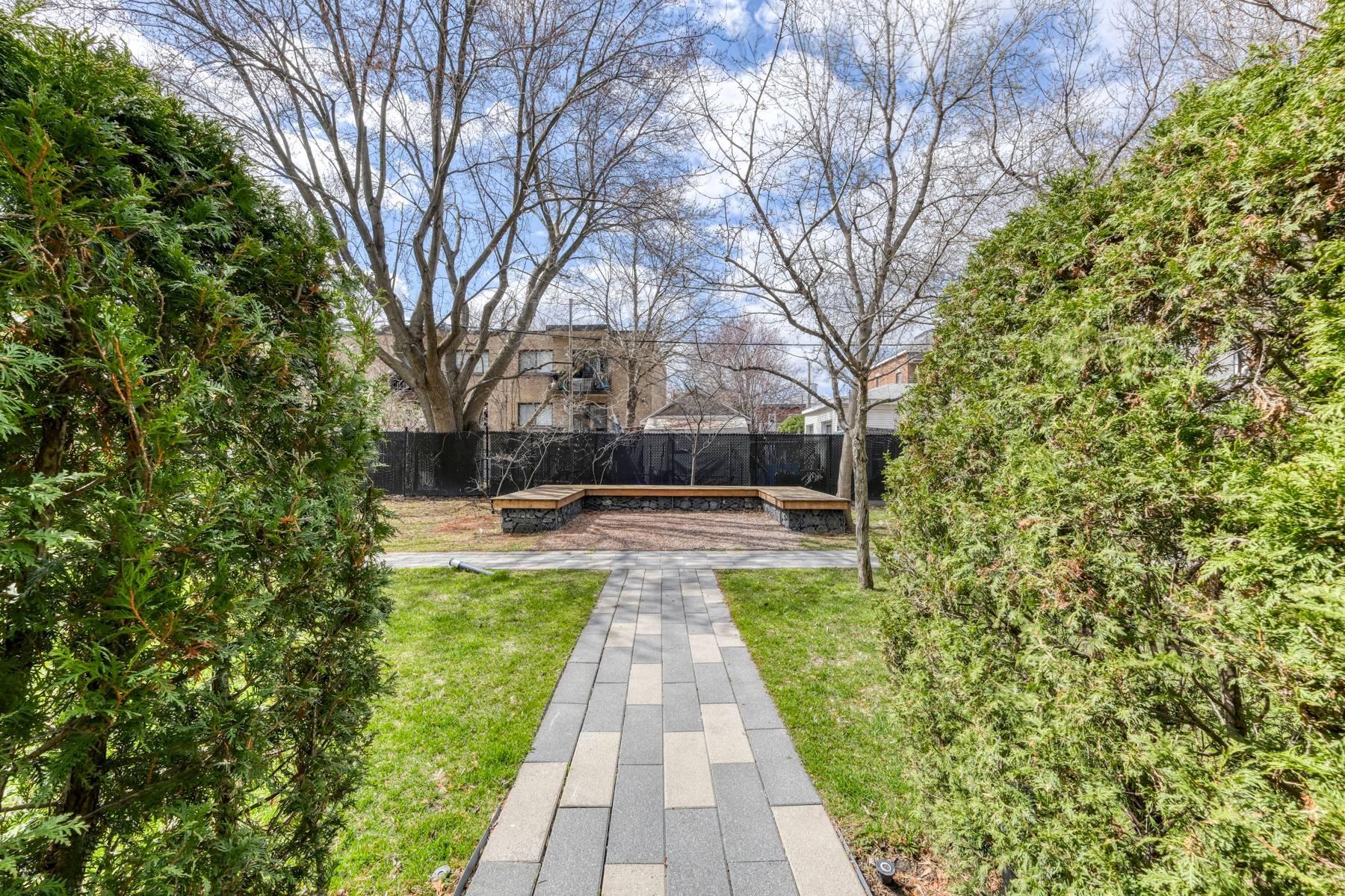 









2310


Rue Marcelle-Ferron

, 404,
Montréal (Mercier/Hochelaga-Maisonneuve),




QC
H1L0A7

