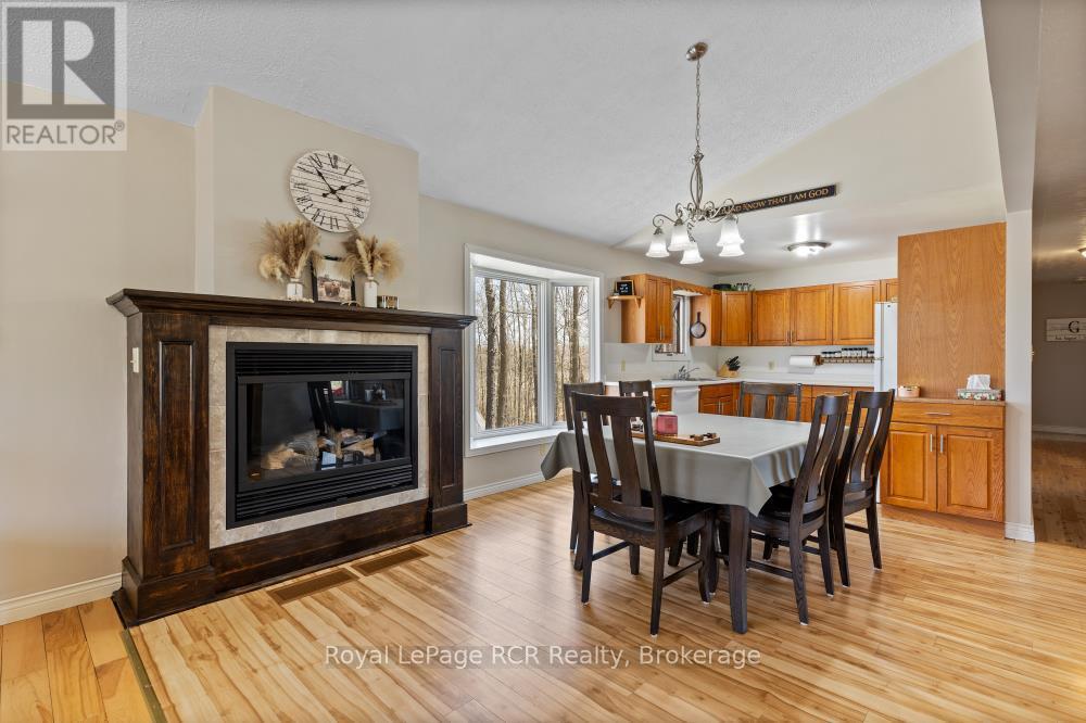 












214333 BASELINE ROAD

,
West Grey,




Ontario
N0G1S0

