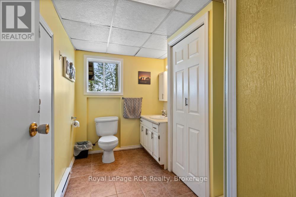 












214333 BASELINE ROAD

,
West Grey,




Ontario
N0G1S0

