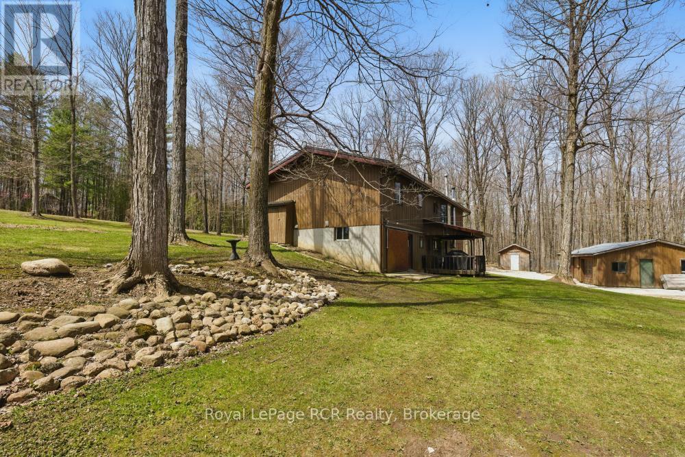 












214333 BASELINE ROAD

,
West Grey,




Ontario
N0G1S0


