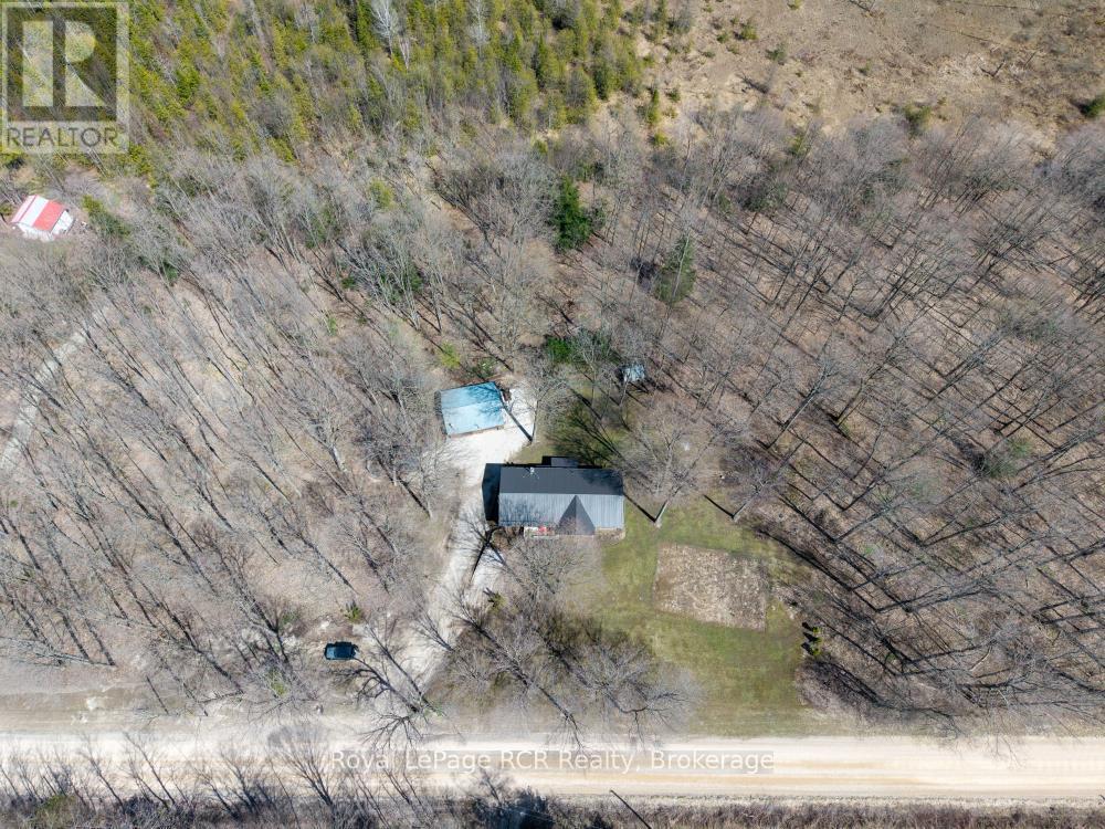 












214333 BASELINE ROAD

,
West Grey,




Ontario
N0G1S0

