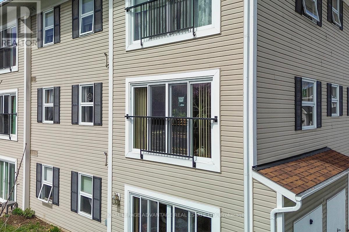 












201 - 22 WELLAND STREET

,
Perth,




Ontario
K7H3H7

